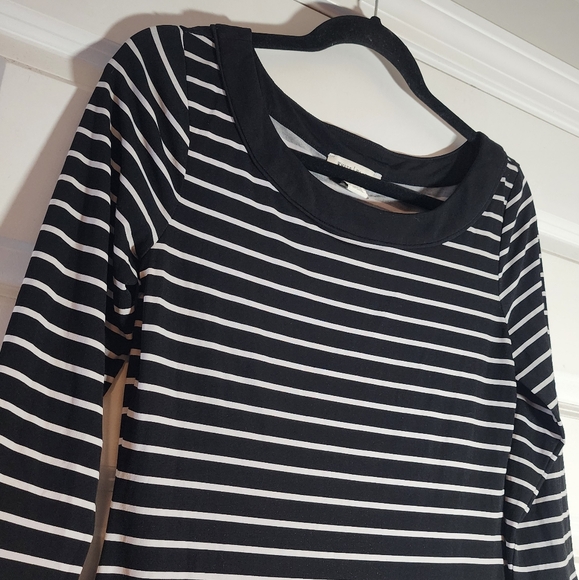 White House Black Market Stretchy Black And White Striped Mini Dress S - Picture 2 of 4